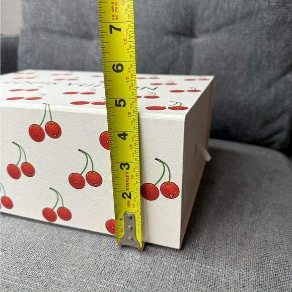 Louis Vuitton Murakami Cherries drawer box - Picture 7 of 8